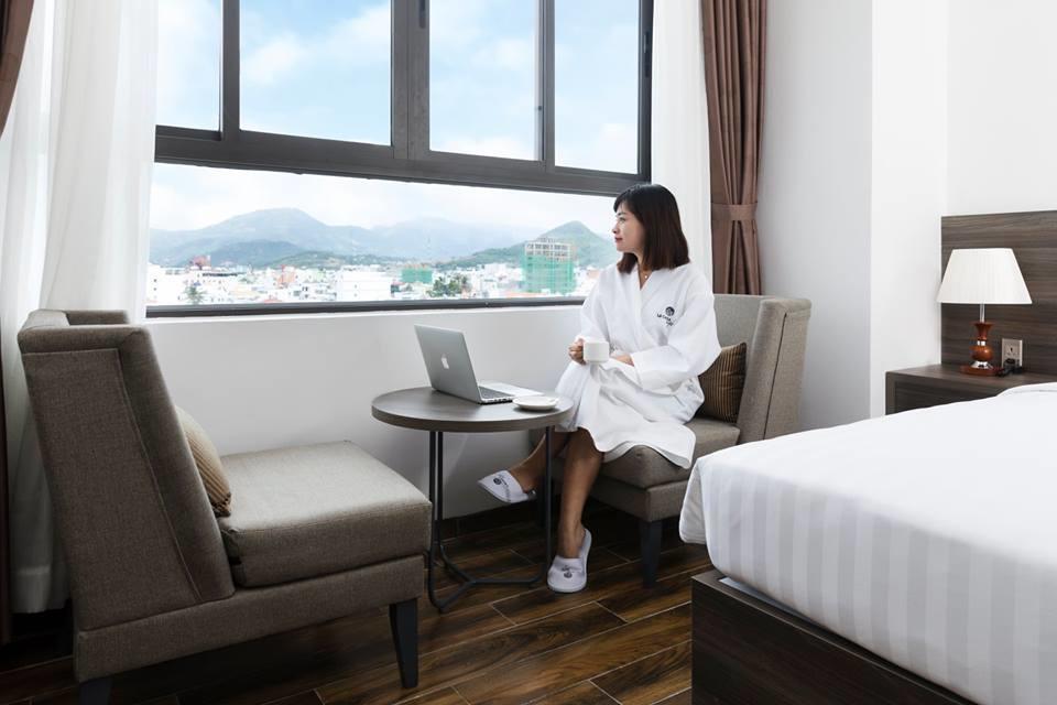 La Casa Hotel Nha Trang Exterior photo